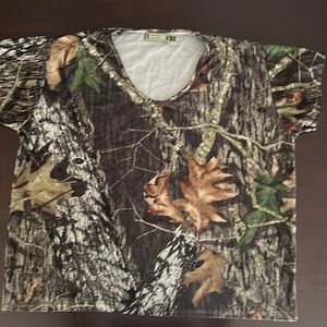 Womens size large Hatcher short sleeve